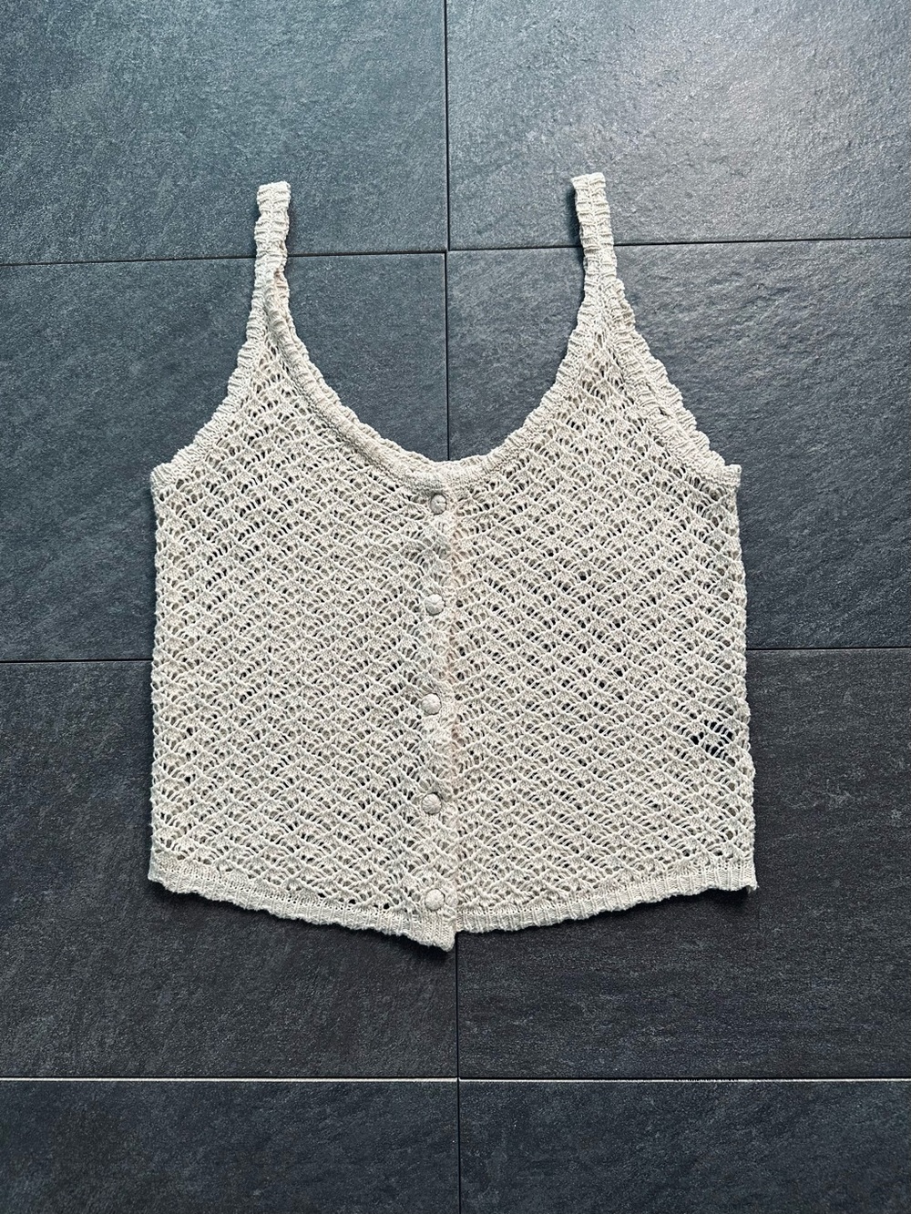 American Eagle Outfitters Cream Crochet Button-Front Tank Size M Excellent